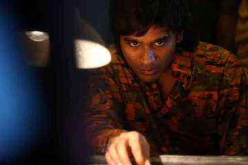 Fans celebrate six years of Dhanush's Vada Chennai